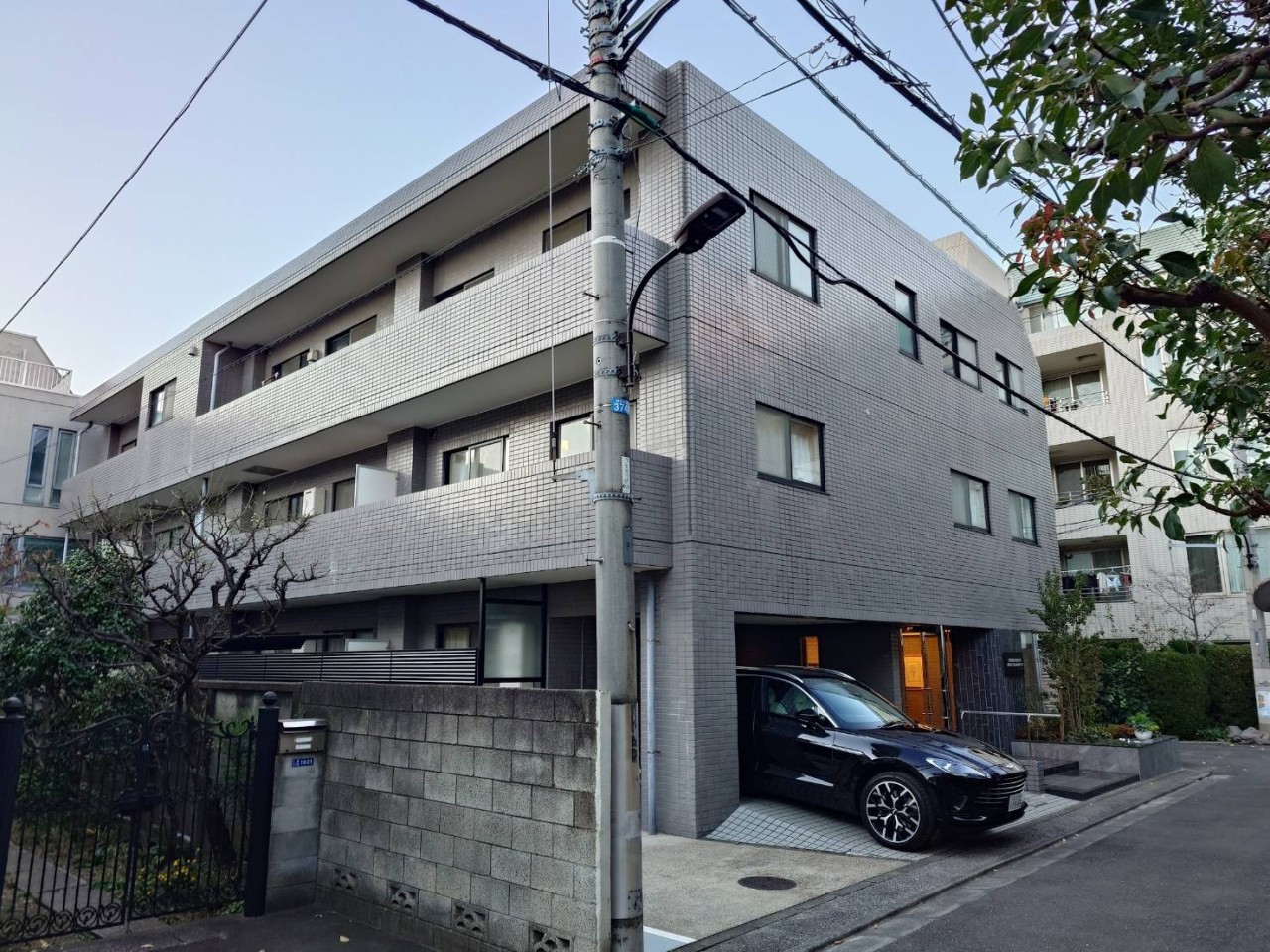 一棟マンション 東京都港区三田二丁目
